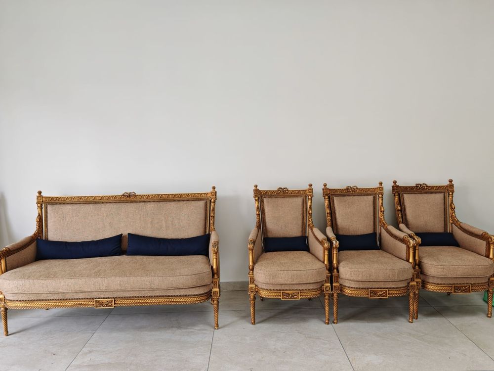 Ensemble 2 fauteuils + 1 canap&eacute; dor&eacute; style ancien Meubles