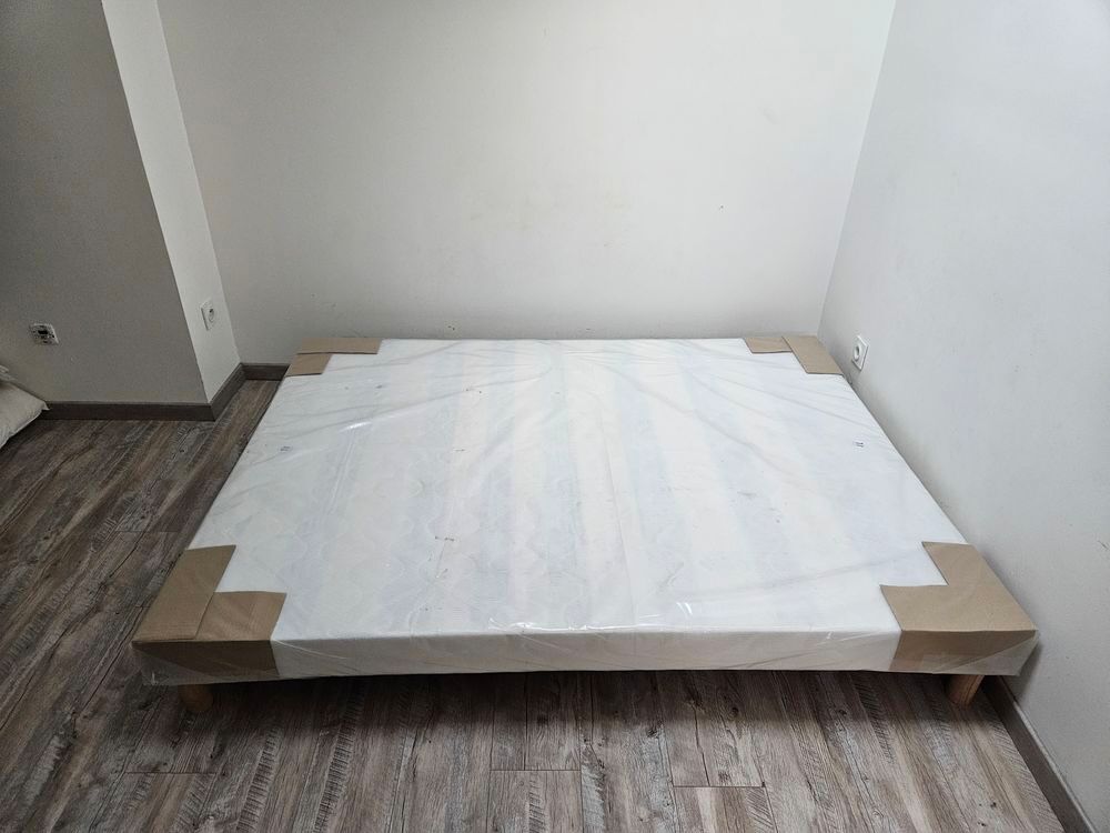 Sommier ( 200*150) Meubles
