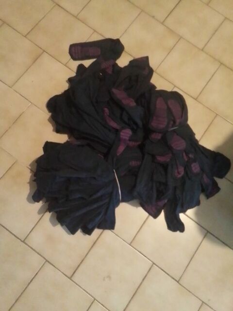 Lot 190 Collants enfant; 8/10 ans Nîmes (30)