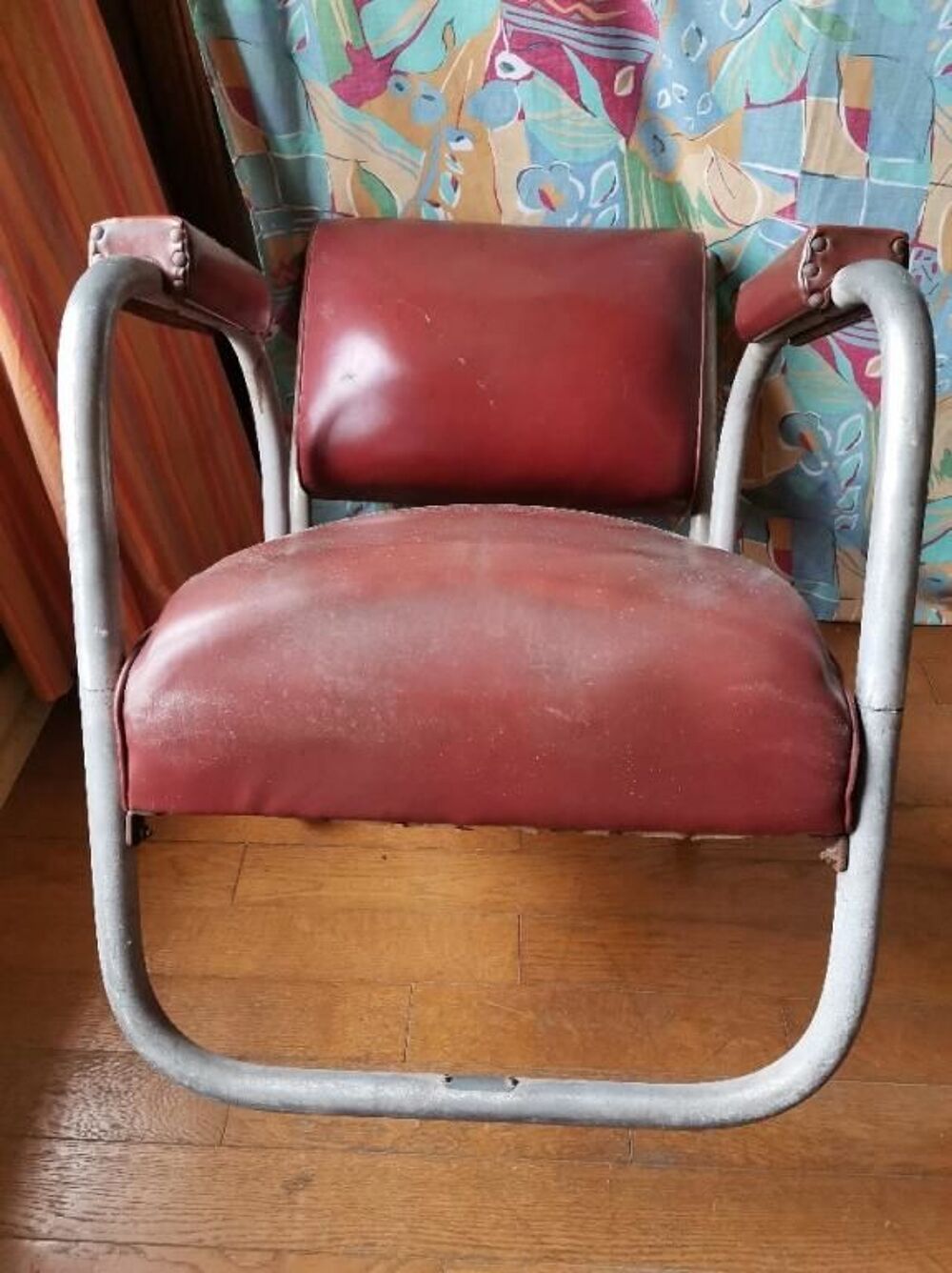 Un fauteuil style Breuer, mobilier industriel Meubles