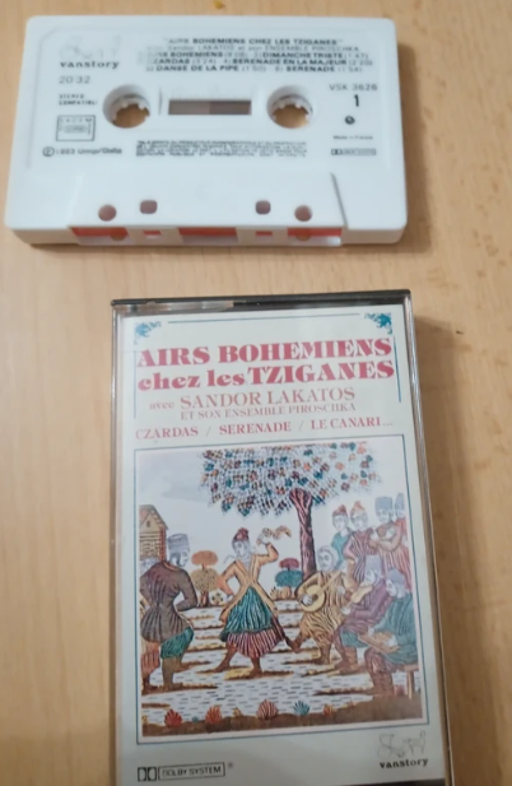 K7 Airs Boh&eacute;miens chez les Tziganes CD et vinyles