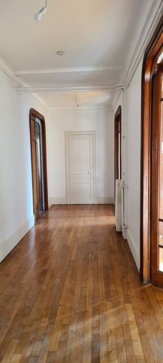 location Appartement - 6 pièce(s) - 184 m² Nancy (54000)