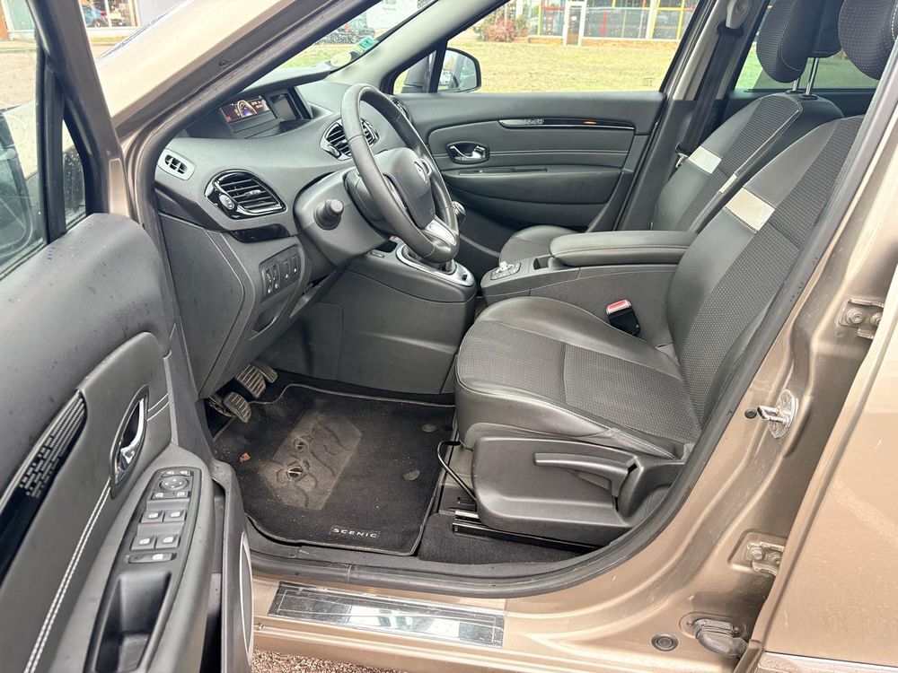 Grand Sc&eacute;nic III III 1.6 DCI 130 FAP JADE ENERGY 5PL ECO2 2012 occasion 95610 &Eacute;ragny