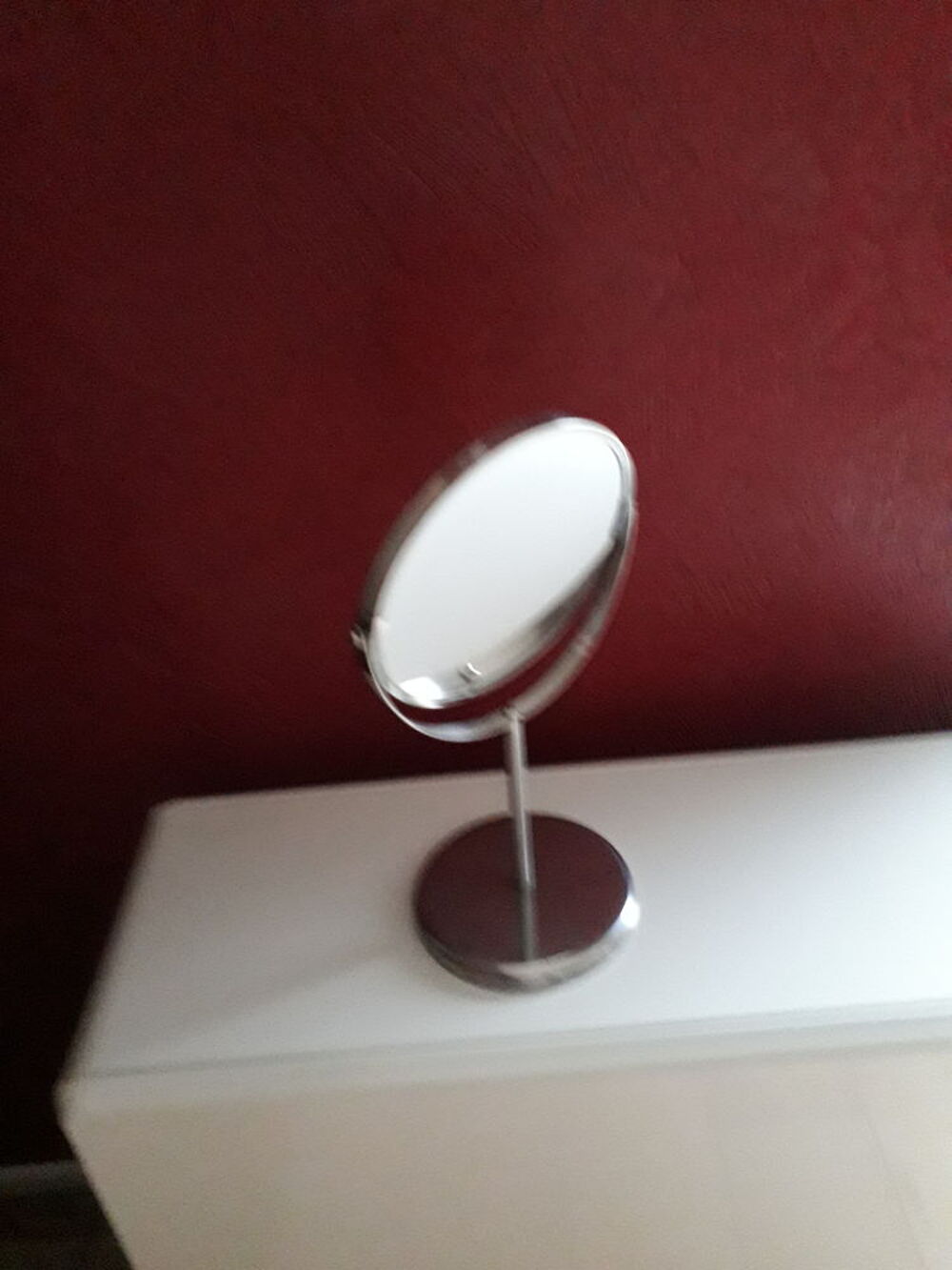 MIROIR GROSSISSANT Maroquinerie