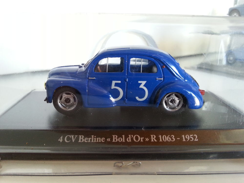 VOITURES MINIATURES - LOT N&deg; 11
