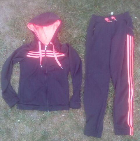 ensemble survêtement Adidas XS 32 - 34 20 Beauchamp (95)