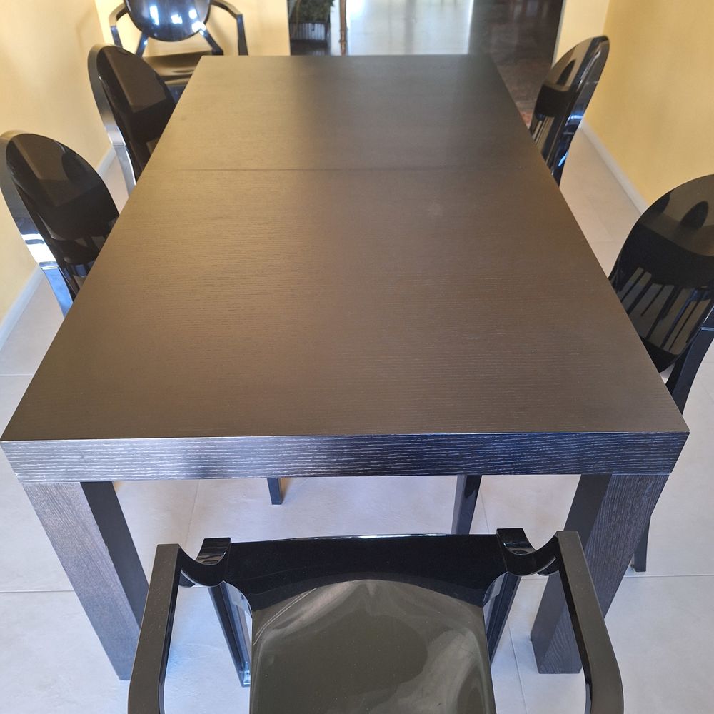 Table salle &agrave; manger HABITAT en ch&ecirc;ne de 1.71 m &agrave; 2.60m Meubles