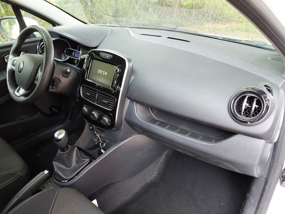 Clio IV Clio dCi 90 E6C Business 2019 occasion 38080 Saint-Marcel-Bel-Accueil