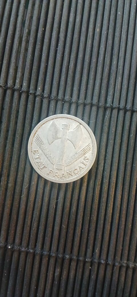 Piece de 2 francs franscisque de 1943 15 P�lissanne (13)