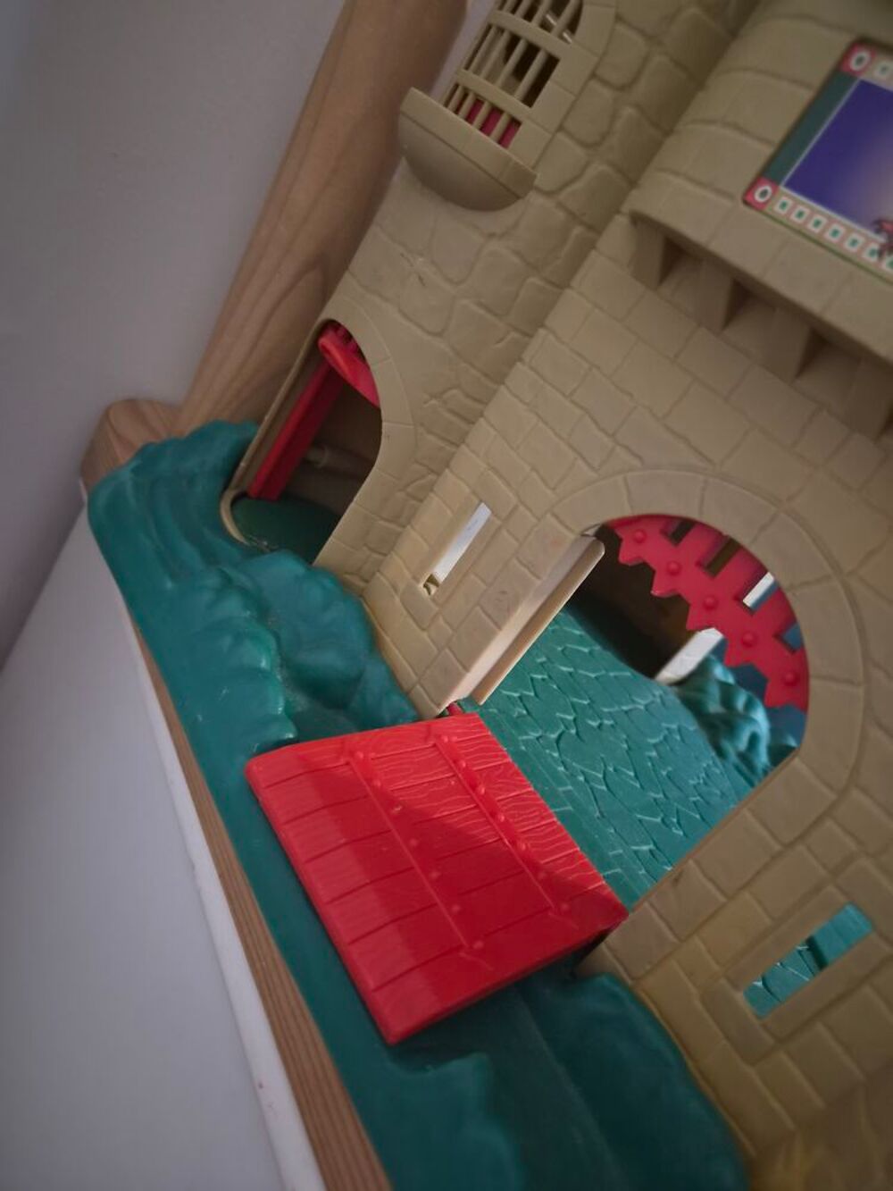 Ch&acirc;teau m&eacute;di&eacute;val jouet avec figurines et dragon Jeux / jouets