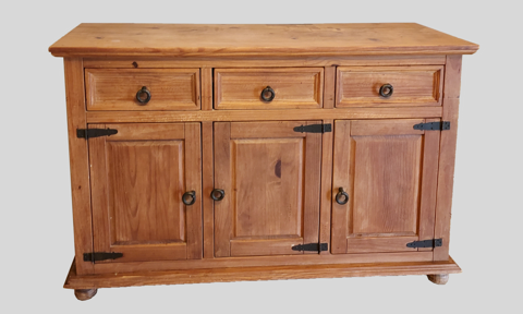 
Buffet pin massif cir 180 La Geneytouse (87)