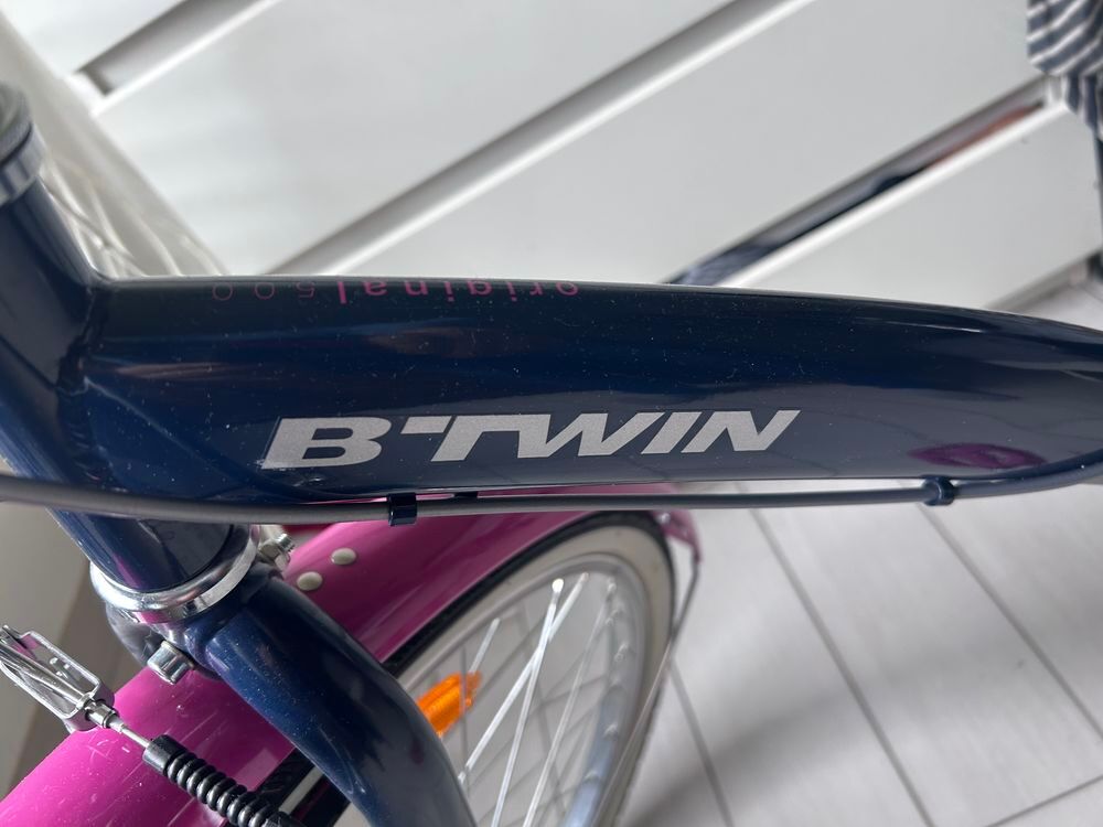 V&eacute;lo BTWIN rose et bleu fonc&eacute; 9/12ans Vélos