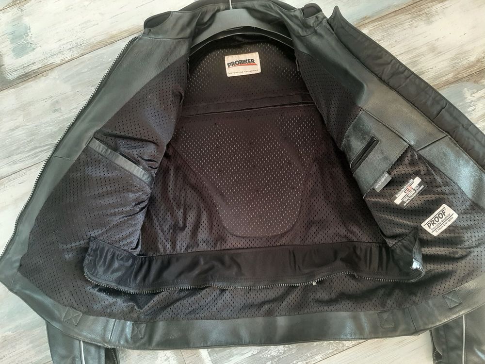 BLOUSON ET PANTALON DE MOTO/baisse de prix Vêtements