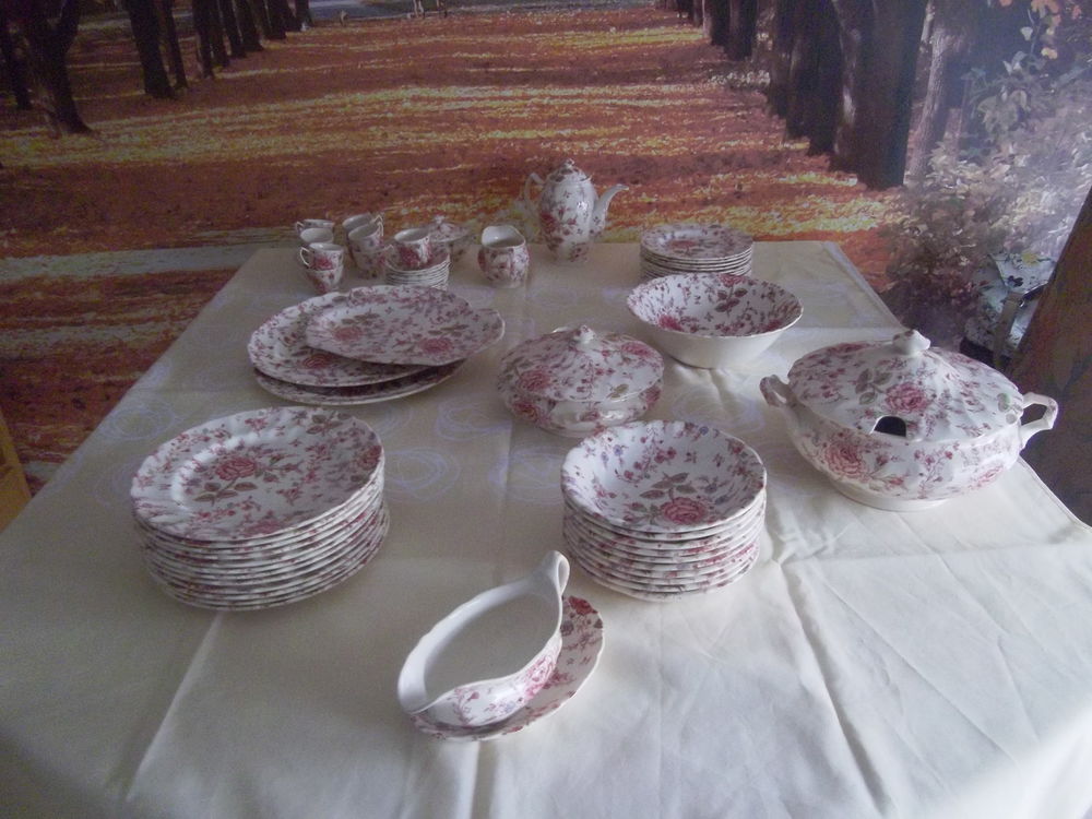 Service de table JOHSON BROTHERS ROSE CHINTZ Décoration