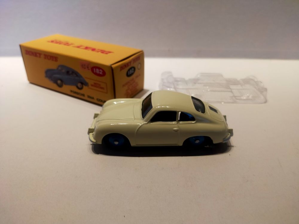 DINKY TOYS Atlas Porsche 356 A coup&eacute;
