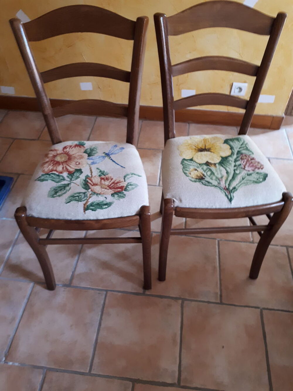 2 chaises Meubles