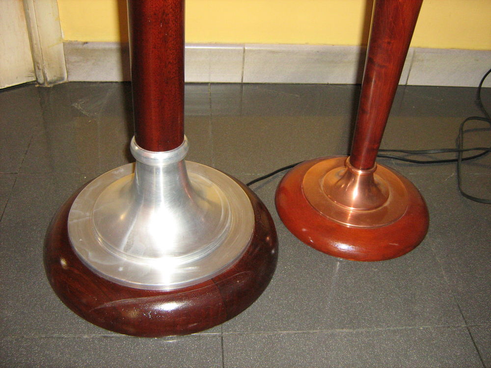 GRAND LAMPADAIRE MAZDA &Eacute;POQUE 1930 HAUT DE 1 M&Egrave;TRE 75.
LAMPE Décoration