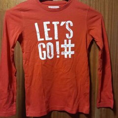Tee shirt rouge et blanc in extenso 8 ans 1 La Fert-sous-Jouarre (77)
