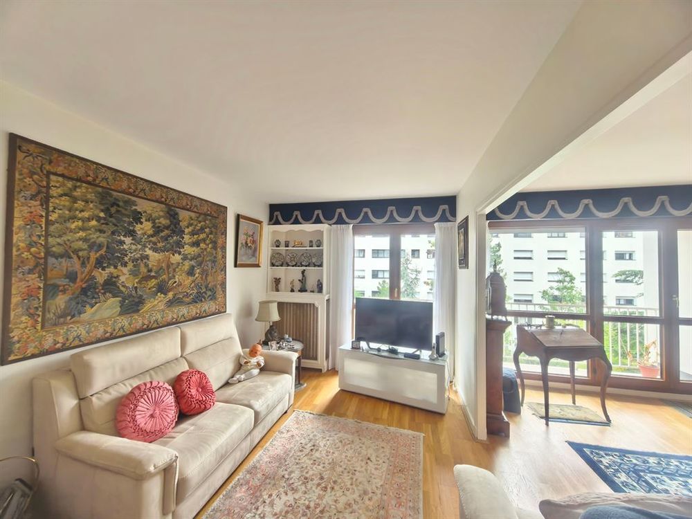 Appartement 3 pièces 61 m² · à Paris 19 · 61 m² · 490 000 €