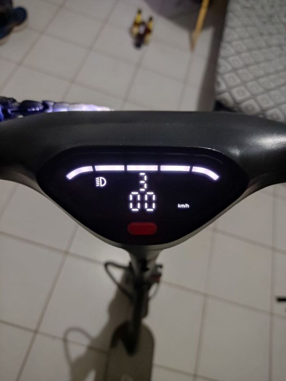Trottinette &eacute;lectrique &agrave; r&eacute;parer Sports