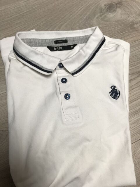 POLO BLANC  JULES   T. M   Ecusson marine 6 Saint-Genis-Laval (69)