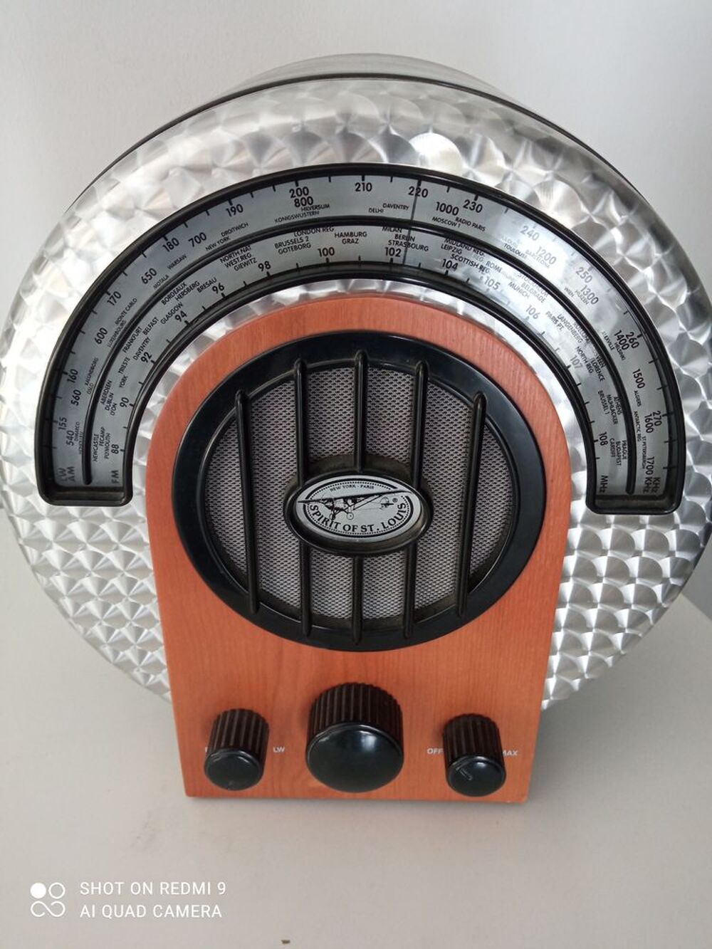 R&eacute;plique radio vintage Spirit Of Louis Audio et hifi