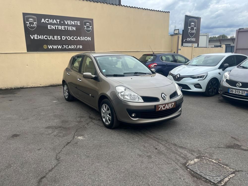 Clio III Clio 1.5 dCi 85 eco2 Privil&egrave;ge 2008 occasion 77170 Brie-Comte-Robert