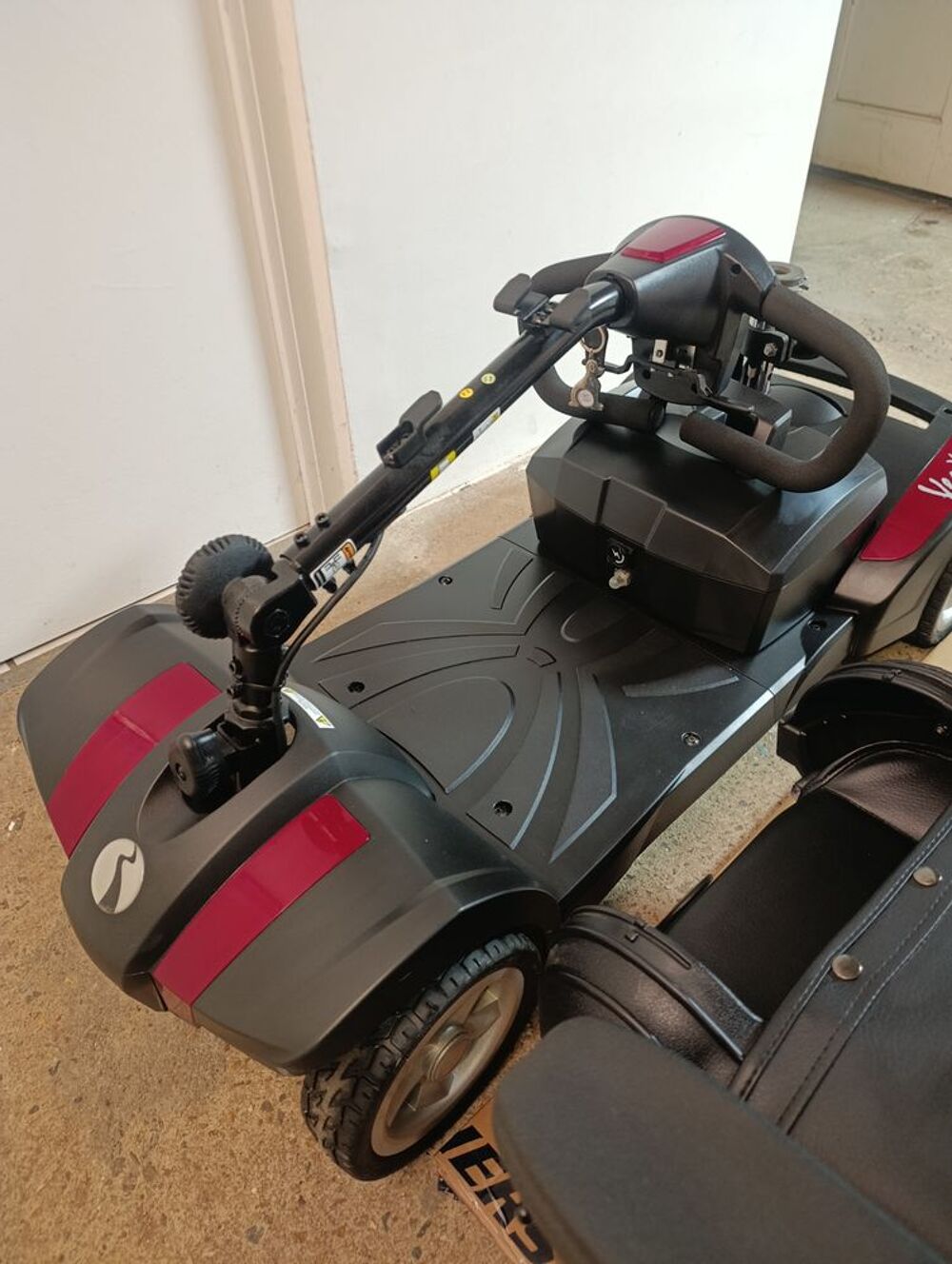 Scooter de mobilit&eacute; PMR Rascal Veo X (batteries neuves) Electroménager