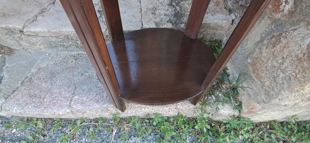 Table de chevet ou autres Meubles