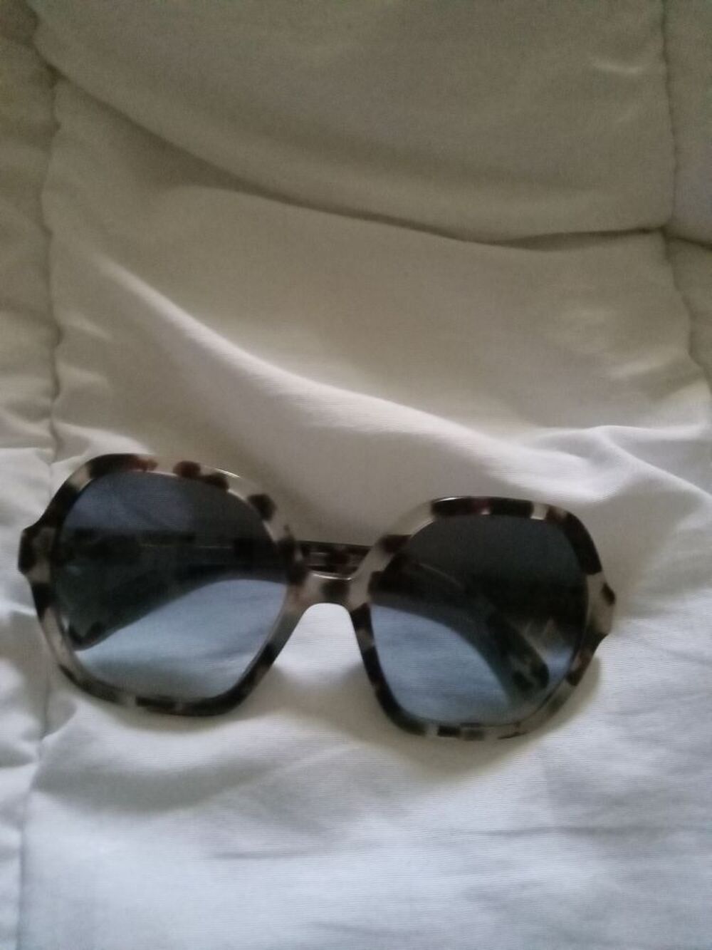 lunettes de soleil PRADA Bijoux et montres