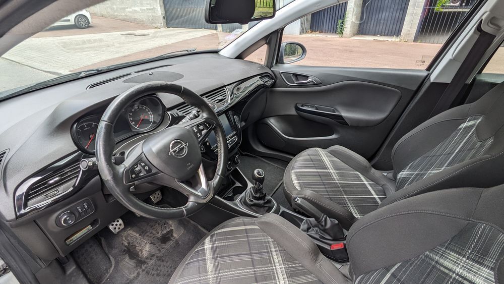 Corsa 1.4 90 ch Color Edition 2017 occasion 92130 Issy-les-Moulineaux