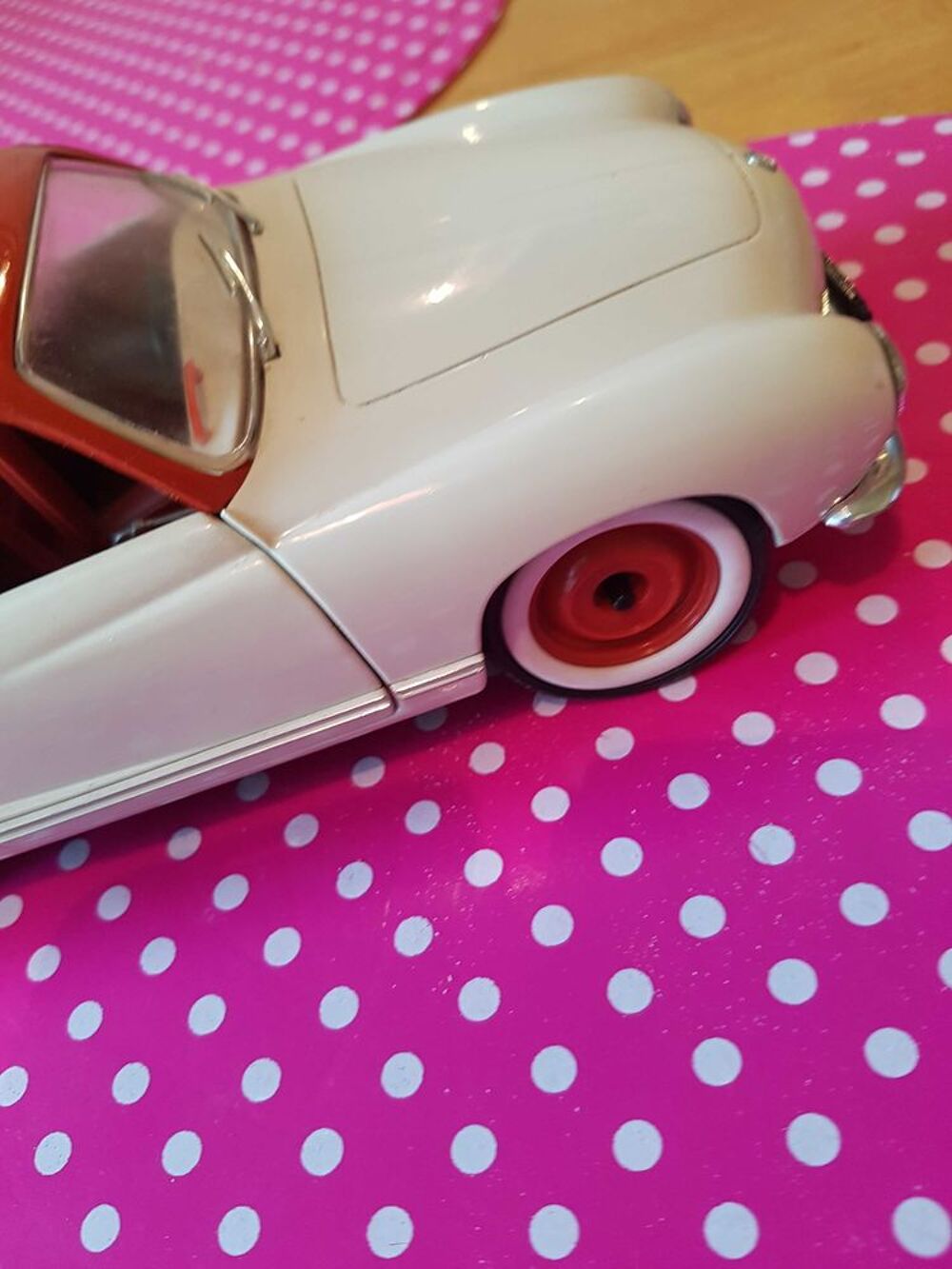 volwagen,karmann ghia, 1/18&Auml;me 