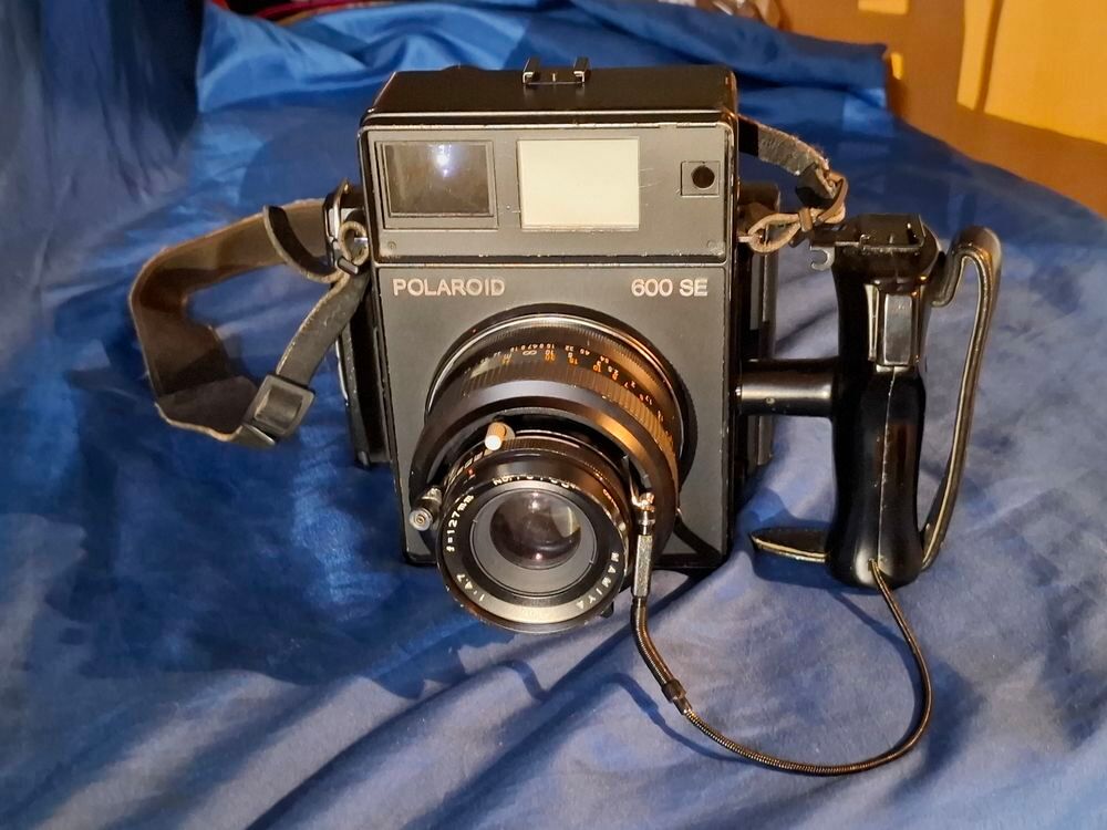 Polaroidv600 SE Photos/Video/TV