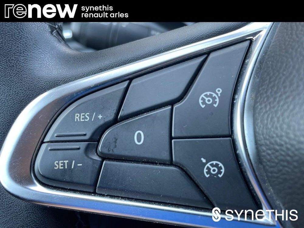 Captur E-Tech full hybrid 145 Evolution 2023 occasion 13200 Arles
