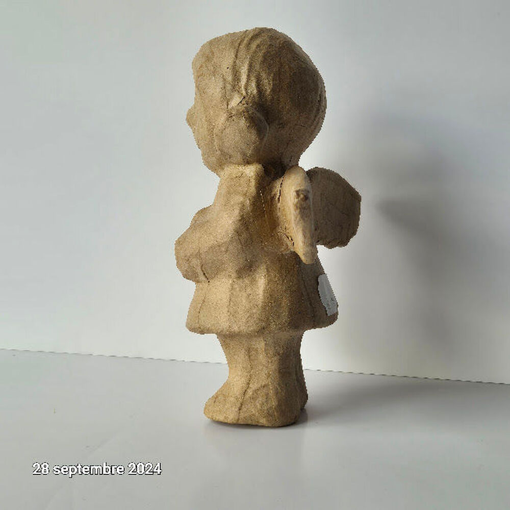 Un ange &agrave; d&eacute;corer, en papier m&acirc;ch&eacute; Bricolage