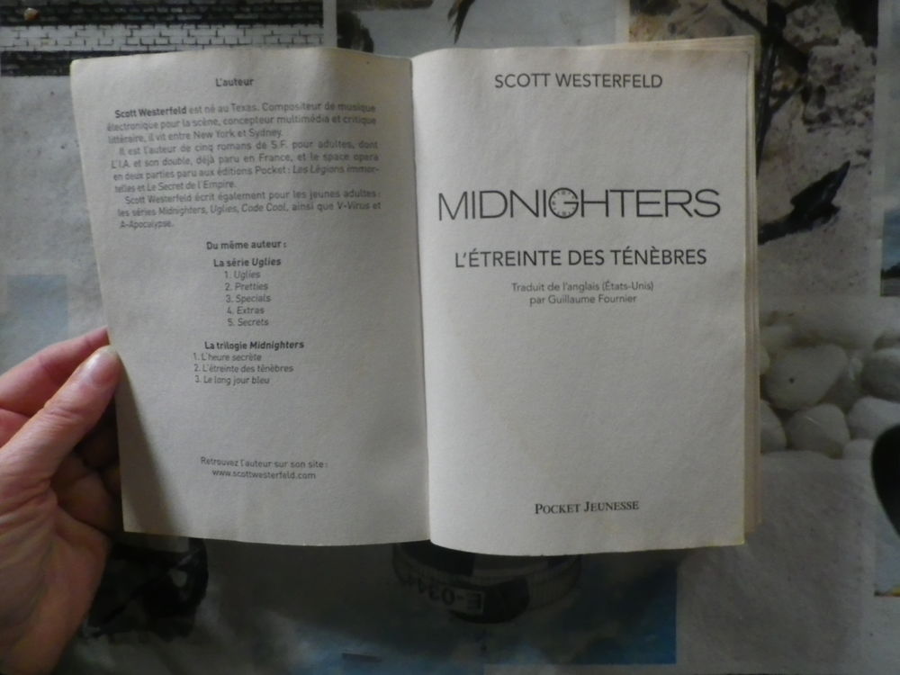 L'ETREINTE DES TENEBRES T2 MIDNIGHTERS de Scott WESTERFELD Livres et BD