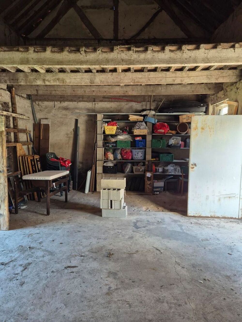 Vente Appartement GARAGE DE 40 m² A TRANSFORMER EN APPARTEMENT Bray-sur-seine