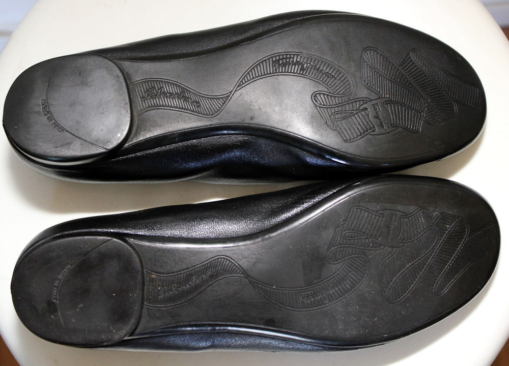 Ballerines cuir noir FERRAGAMO T.39 Chaussures