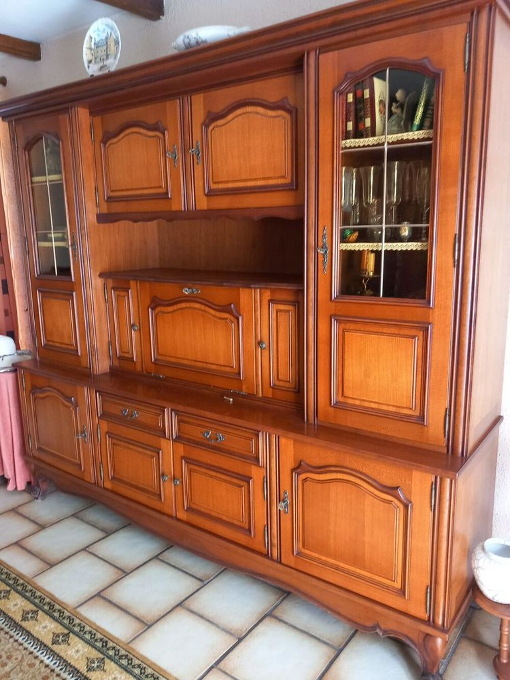 Living et table en merisier Meubles