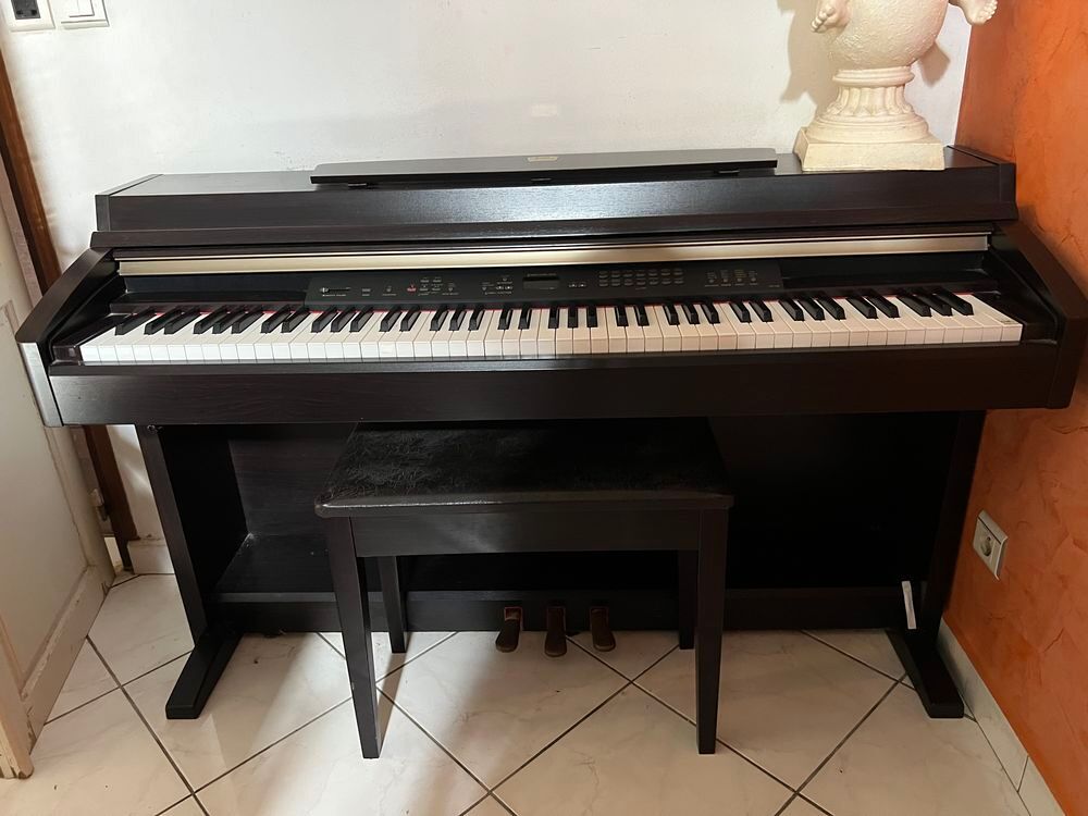 piano Yamaha clavinova Instruments de musique