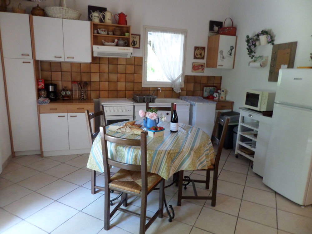   Maison en campagne avec piscine Vacances  / Offres de location 