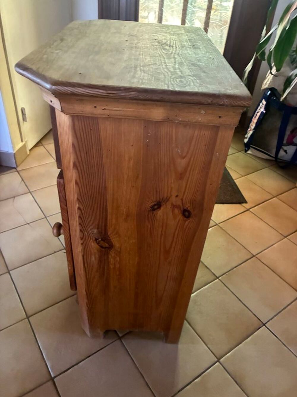petit secr&eacute;taire en bois, massif petit secr&eacute;taire en bois, massif Meubles