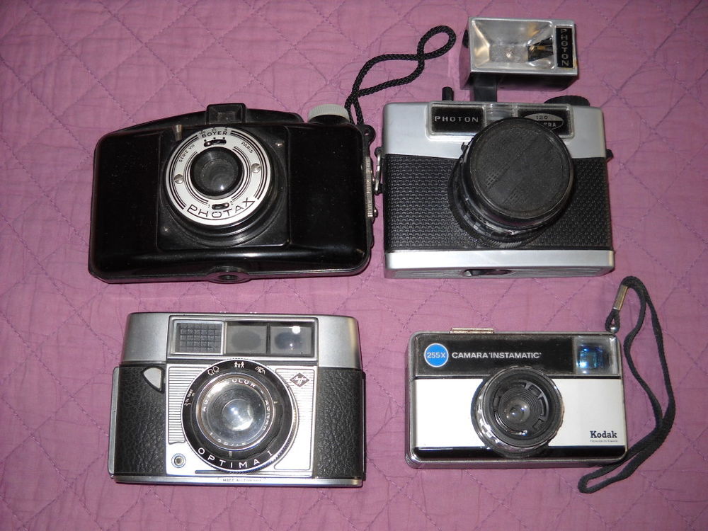  4 anciens appareils photos Photos/Video/TV