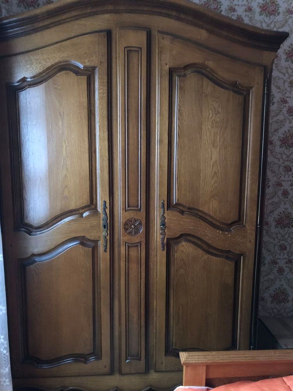 Armoire en ch&ecirc;ne Meubles
