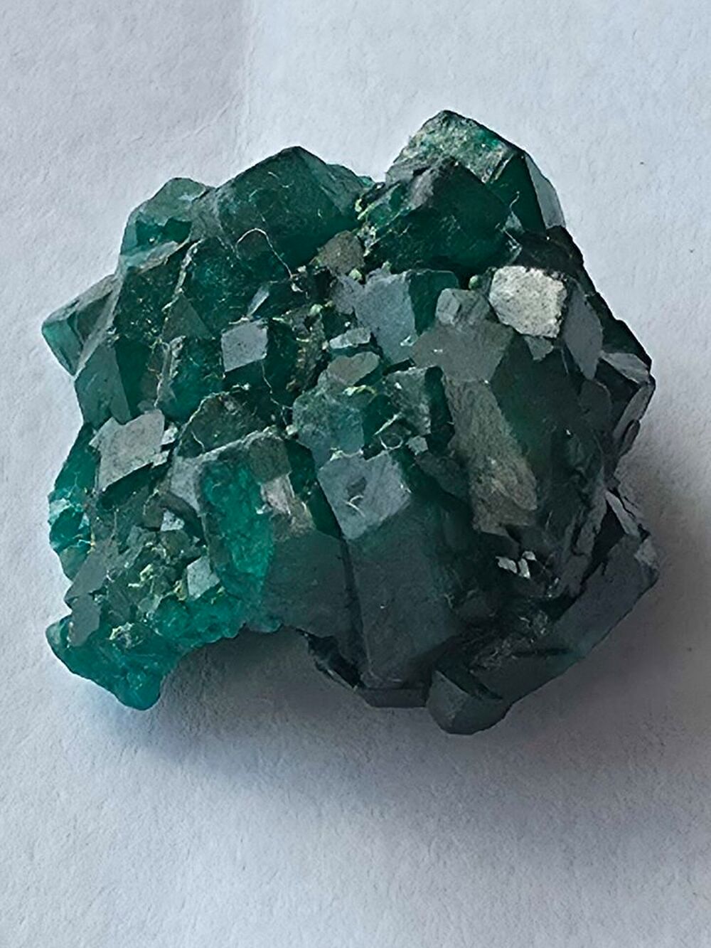 Sp&eacute;cimen Dioptase du Congo-Cristaux vert &eacute;meraude 7g 