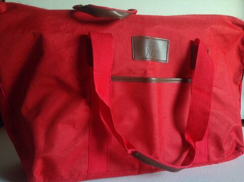 GRAND SAC EN TOILE ROUGE IMPERMÉABLE YVES ROCHER Envoi Possi 5 Trégunc (29)