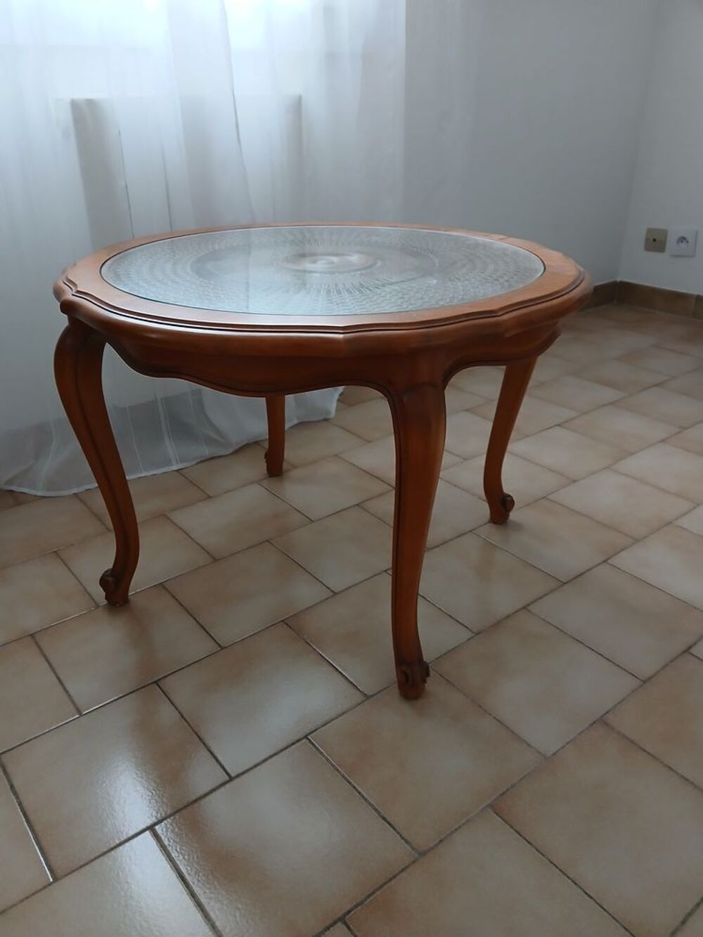 Table basse ronde
Meubles