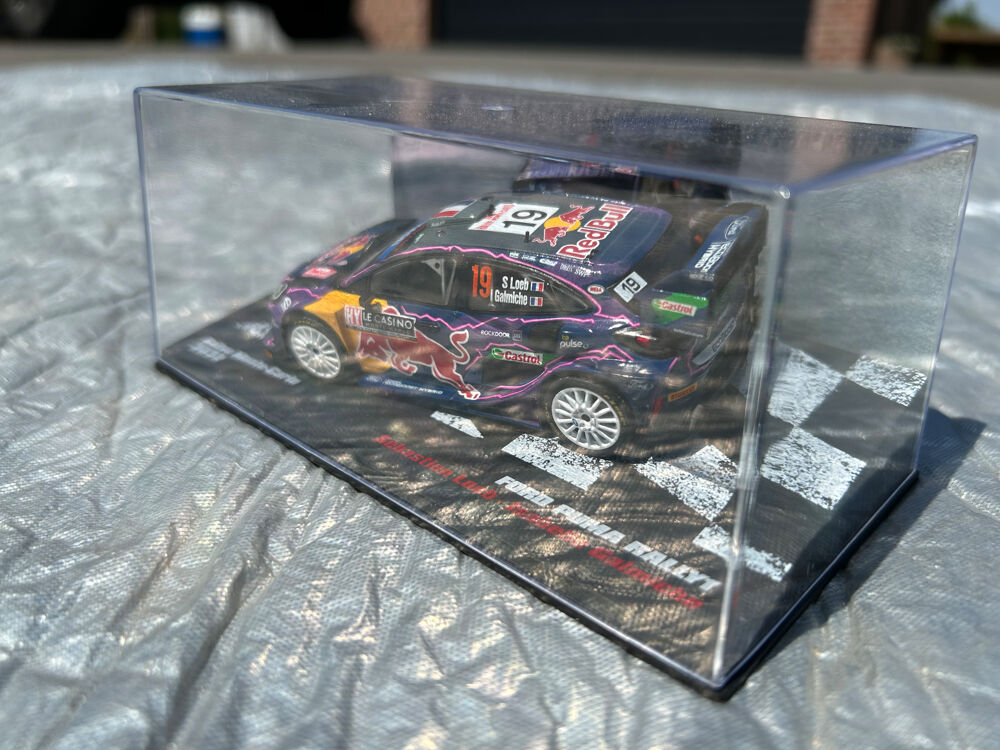 Miniature Seb LOEB Ford Puma Monte Carlo 2022 1/43 