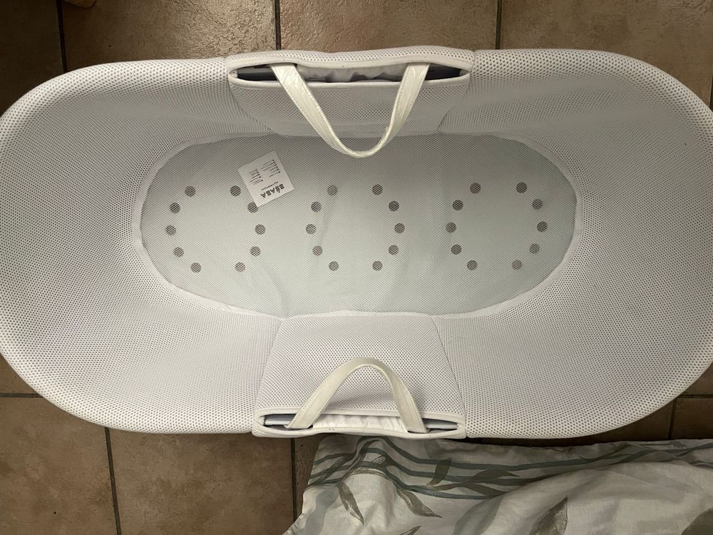 Couffin lit avec son support( 1er lit de B&eacute;b&eacute;) Mobilier enfants