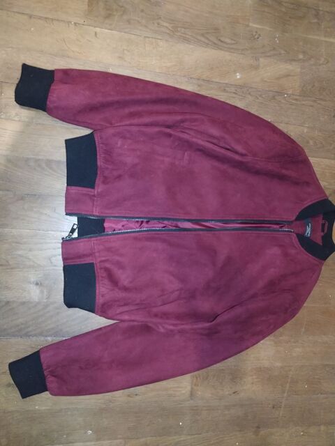 Blouson daim bordeau homme ZARA taille XS mais convient a d 13 Brillon-en-Barrois (55)